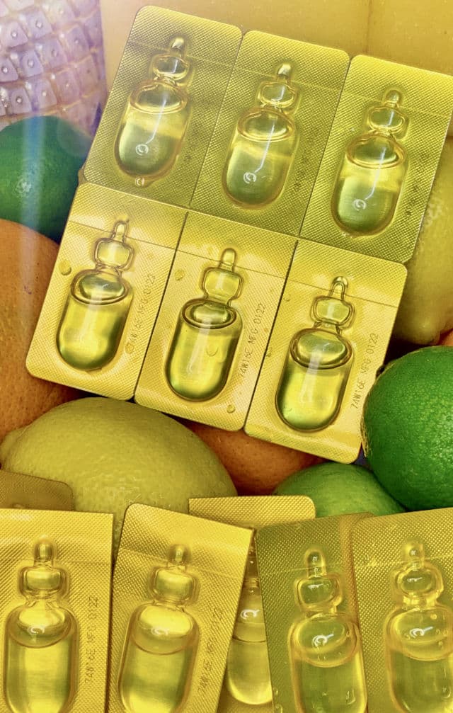 Garnier Bright Complete Vitamin C Ampoule Serum review photo by makeupartistmya