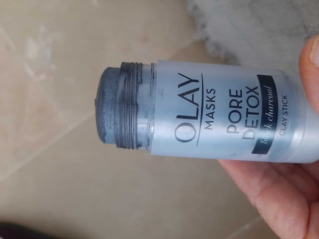 Olay Pore Detox Black Charcoal Clay Face Mask Stick review photo by pickyloli
