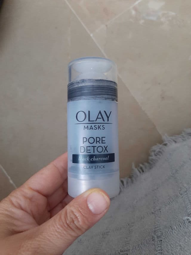 Olay Pore Detox Black Charcoal Clay Face Mask Stick review photo by pickyloli