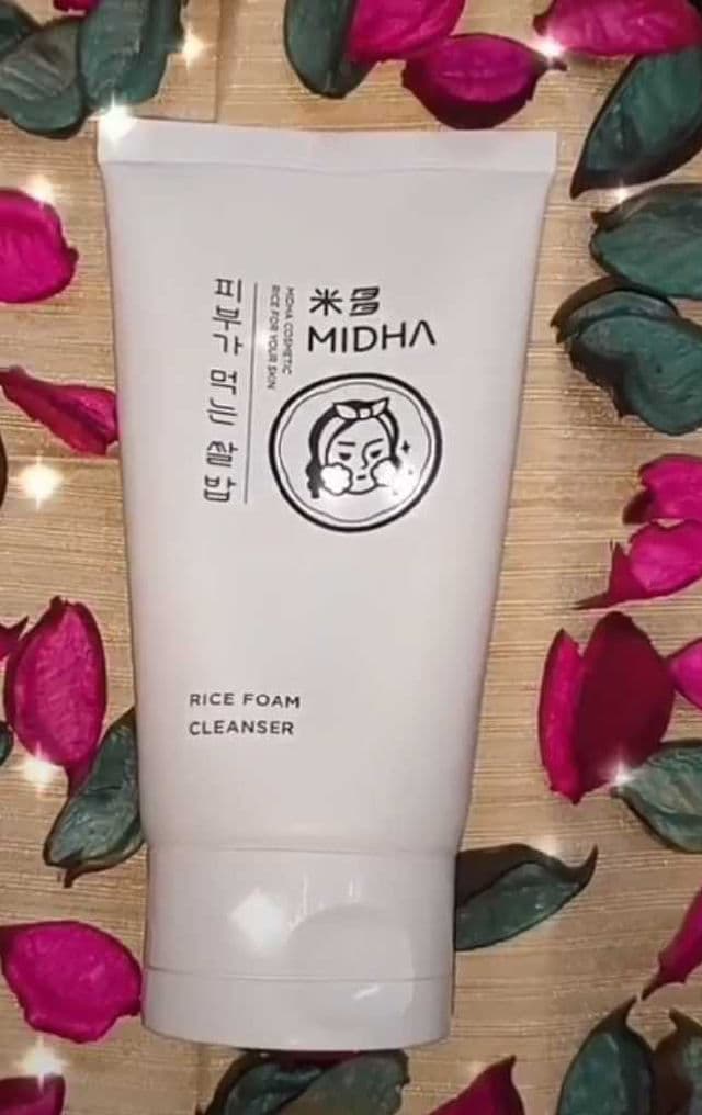 Midha Rice Foam Cleanser review photo by Aditi27