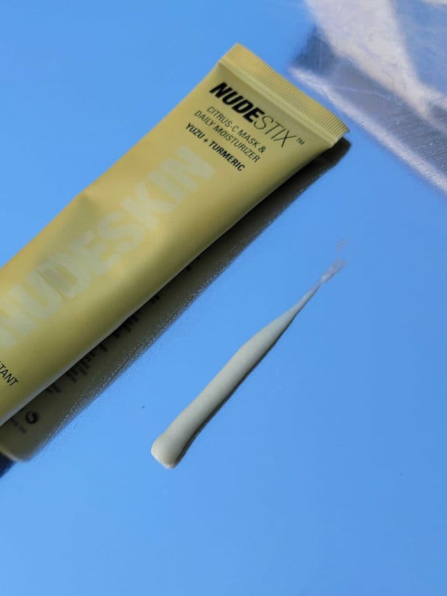 Nudestix Citrus-C Mask & Daily Moisturizer review photo by madambizbeauty