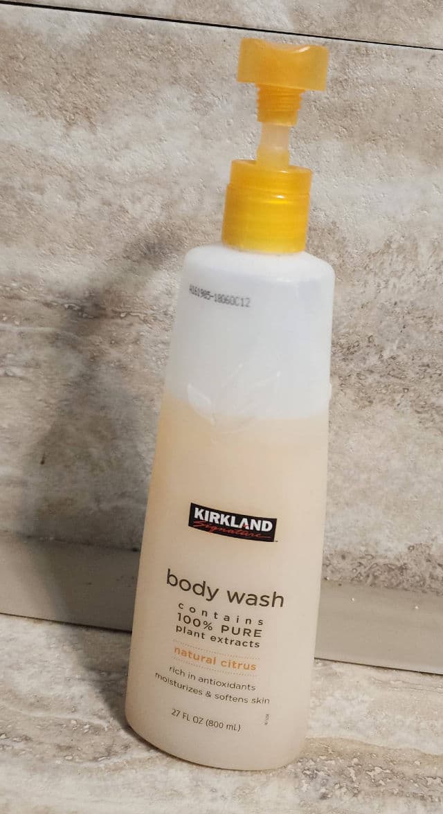 Kirkland Signature Body Wash Natural Citrus review photo by Kristincpw0