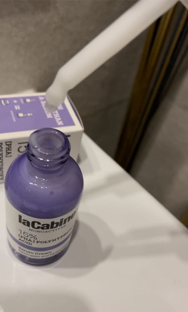 laCabine Monoactives 15% Pha Serum Cream review photo by GossipEve