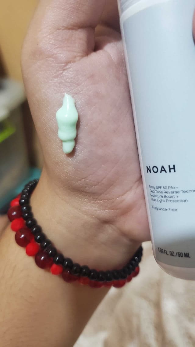NOAH Sunscreen Air CC SPF 50 PA++ review photo by Renegade