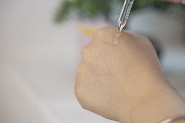 ANAIRUI Skin Care Pore Control Serum review photo by Dhanjeet