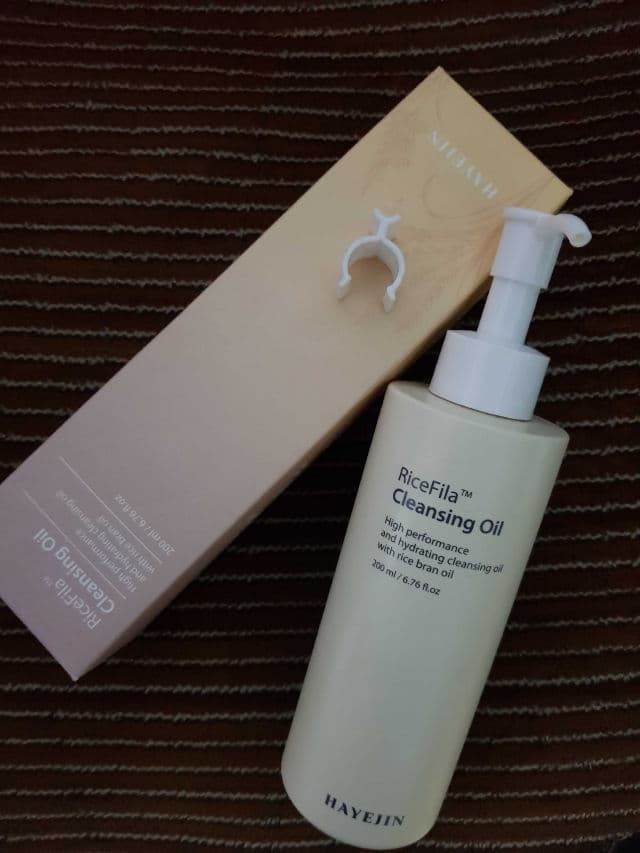 HAYEJIN RiceFila Cleansing Oil review photo by Serasisky