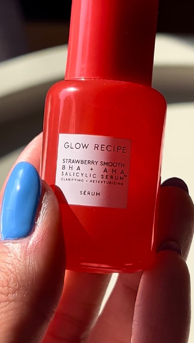 Glow Recipe Strawberry Smooth BHA + AHA Salicylic Serum review photo by SkintheDay