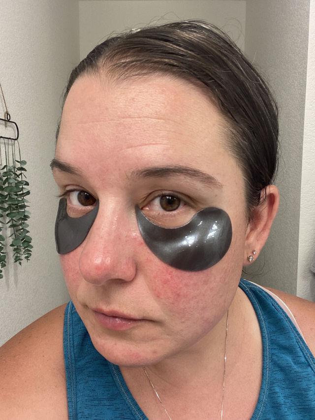 Black Tea Time Reverse Eye Patch product review