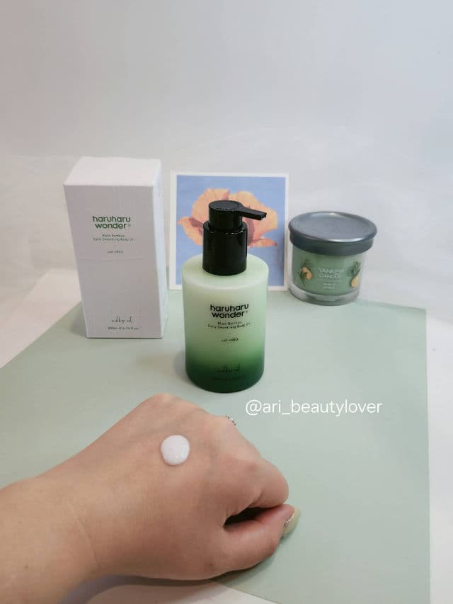 HaruHaru WONDER Black Bamboo Daily Smoothing Body Oil review photo by aribeautylover
