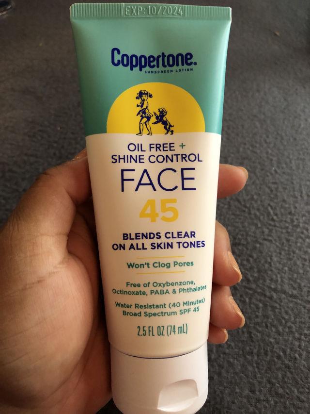 Sunscreen Lotion Oil Free + Shine Control Face SPF 45 product review