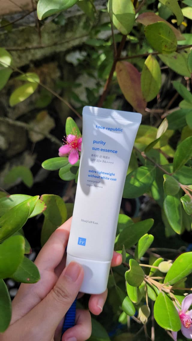 Face Republic Purity Sun Essence SPF50+ PA++++ review photo by SkincrediblyMe