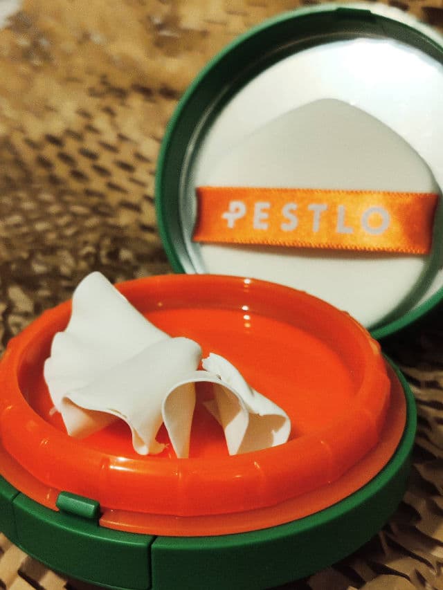 Pestlo Saferecipe No Sebum Grinding Sun Pact SPF 50+ PA+++ review photo by Lesyao