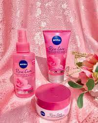 Nivea Rose Care 3 in 1 - Wash, Scrub, Mask review photo by Ilmondodiely