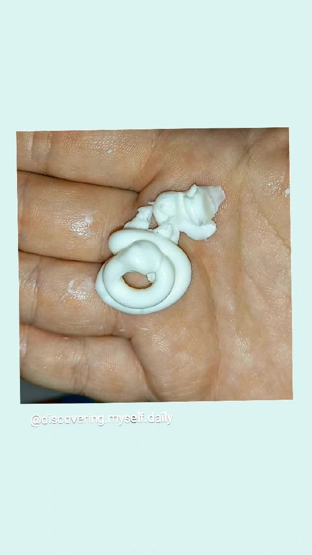 Refreshments Luscious Hand Cream - Citrus Spritz review photo by DiscoveringDaily