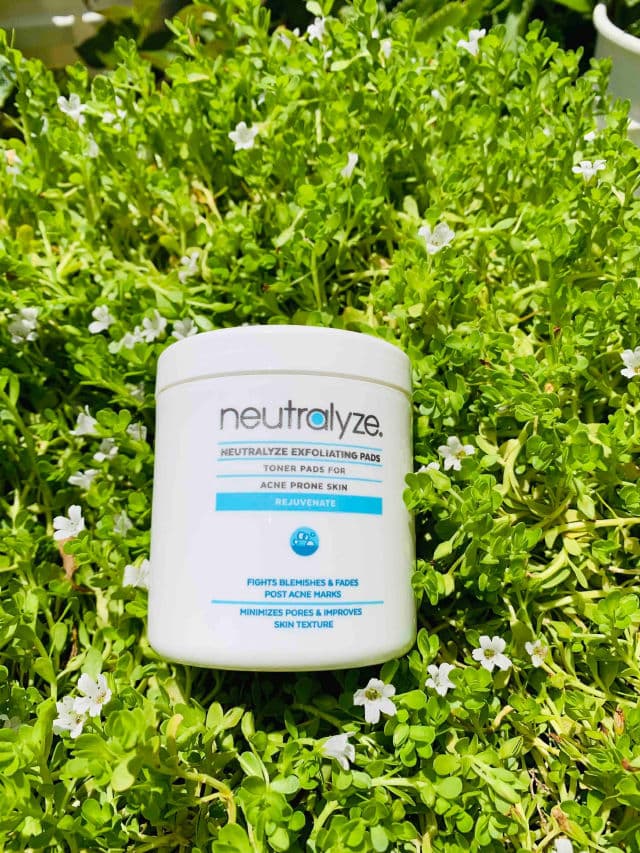 Neutralyze Exfoliating Pads review photo by JennyHo