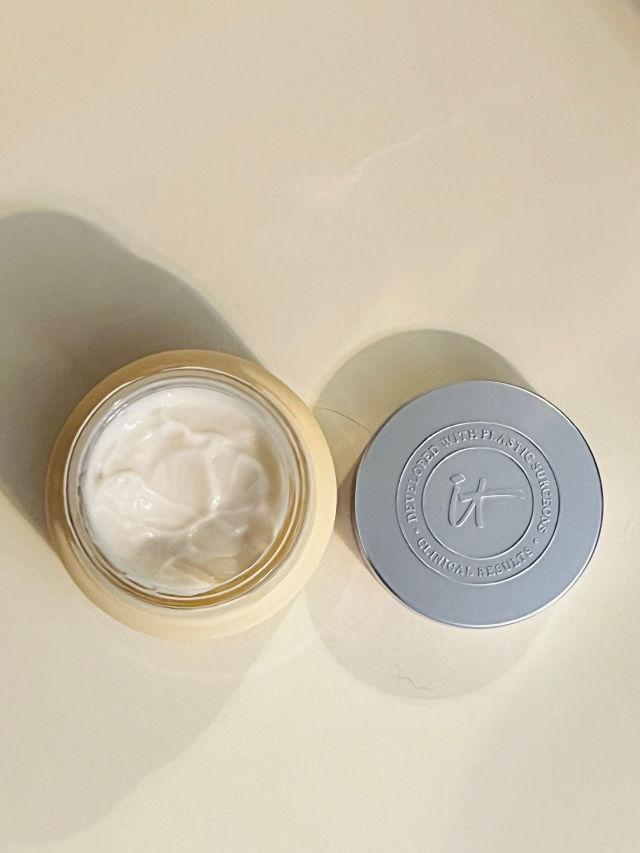 Confidence In A Cream Anti-Aging Moisturizer product review