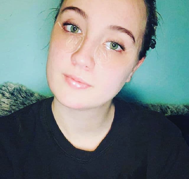 Good Molecules Caffeine Energizing Hydrogel Eye Patches review photo by Thatonegirl