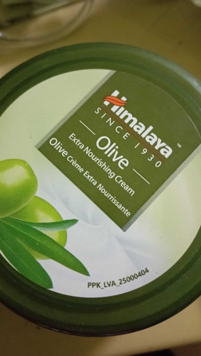 Himalaya OIive Extra Nourishing Cream review photo by CandiceYra