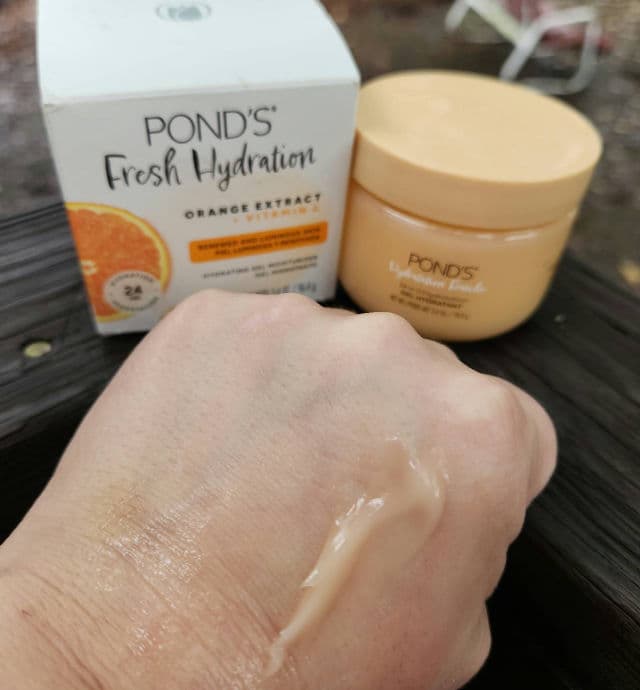 Pond's Juice Collection Fruity Hydra Fresh Moisturizing Gel with Orange Extract review photo by BrandiFnBabyy