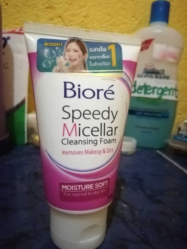 Biore Speedy Micellar Cleansing Foam Moisture Soft review photo by AnnaR