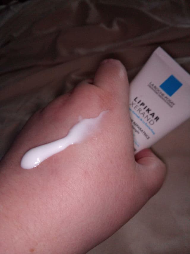 La Roche-Posay Lipikar Xerand Repairing Hand Cream review photo by Gloria978