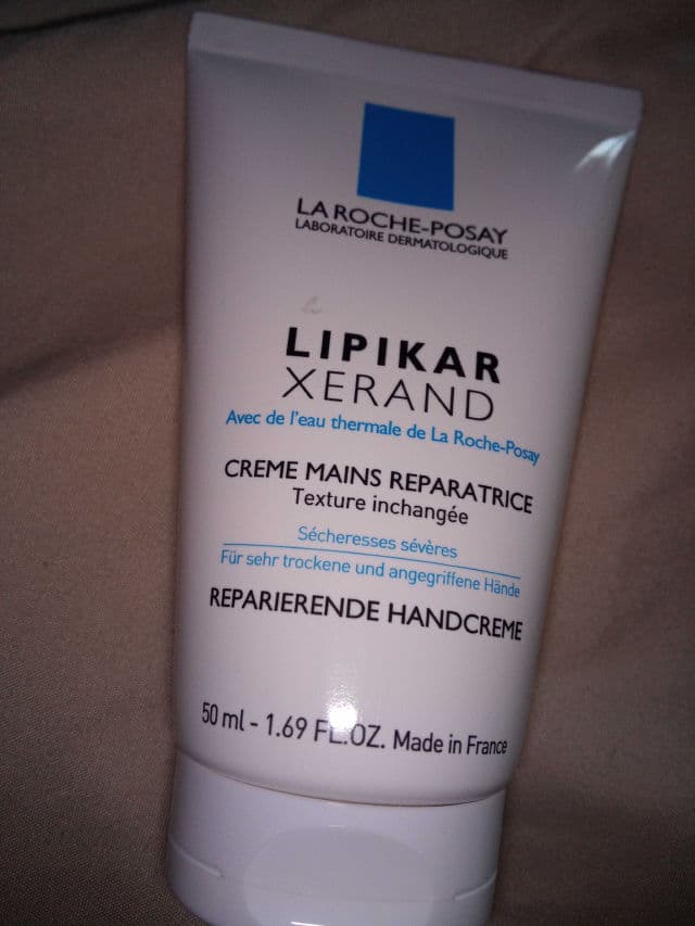 La Roche-Posay Lipikar Xerand Repairing Hand Cream review photo by Gloria978