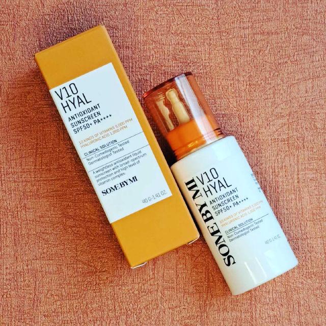 V10 Hyal Hydra Capsule Sunscreen SPF50+ PA++++ product review