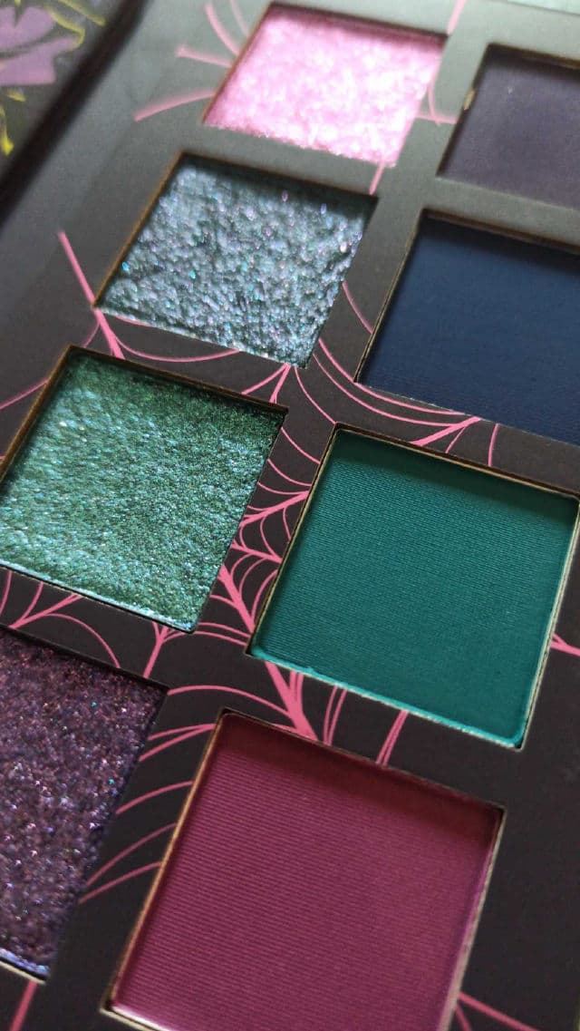 Glamlite Scooby-Doo x Glamlite Creeps & Crawls Eyeshadow Palette review photo by fitandbeauty5