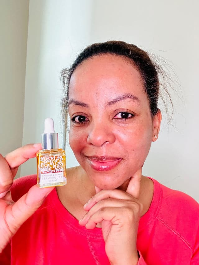 Naked & Thriving Rejuvenate Restorative Face Oil review photo by Lingua
