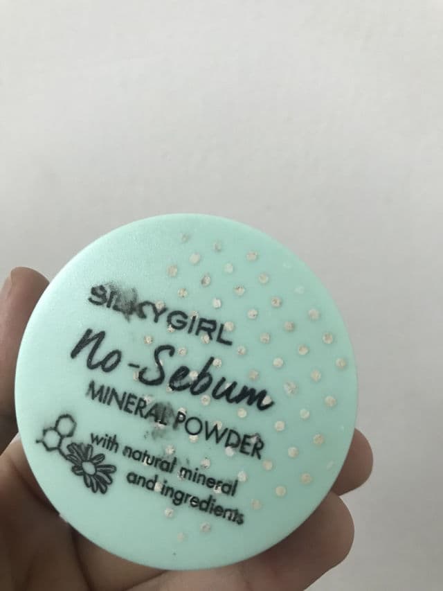 Silkygirl No-Sebum Mineral Powder review photo by anakdenesor