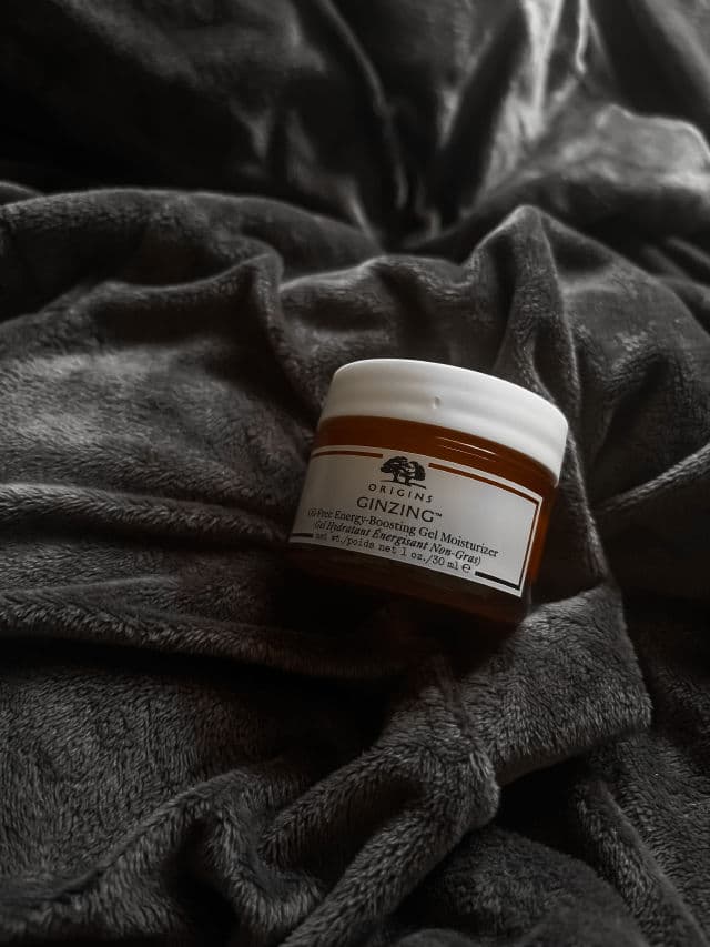 Origins GinZing Glow-Boosting Gel Moisturizer review photo by ElizabethAntonevich