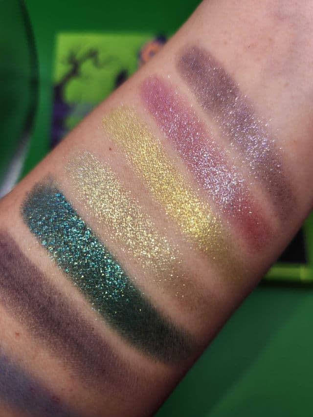 Glamlite Scooby-Doo Ruh Roh Raggy Palette review photo by Maluna