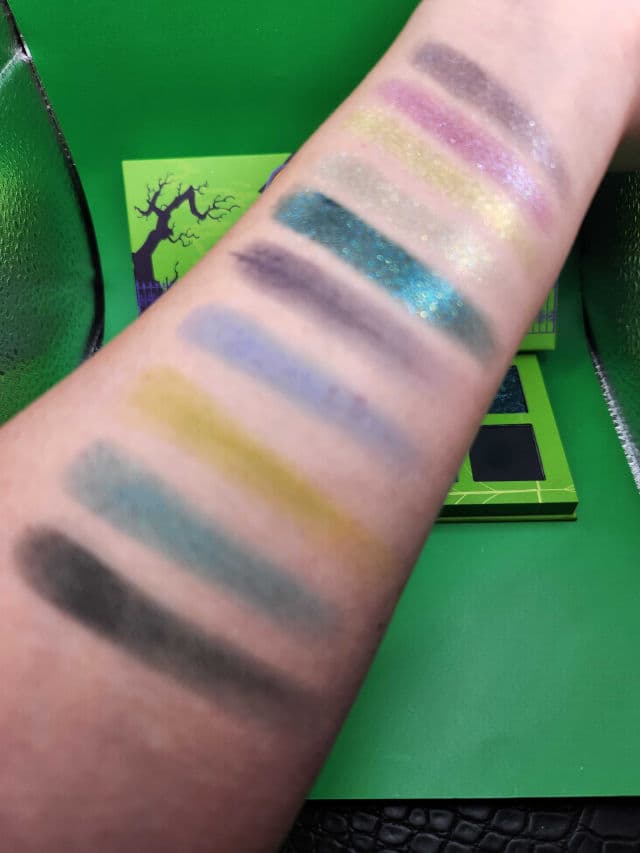 Glamlite Scooby-Doo Ruh Roh Raggy Palette review photo by Maluna