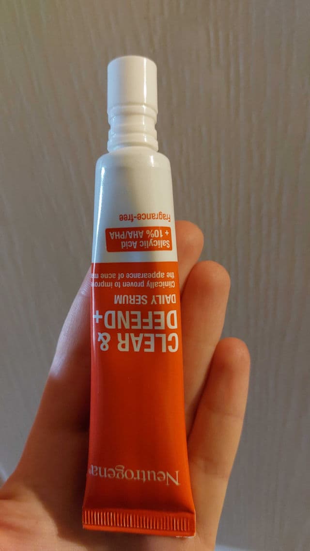 Neutrogena Clear & Defend+ Daily Serum review photo by natiLar