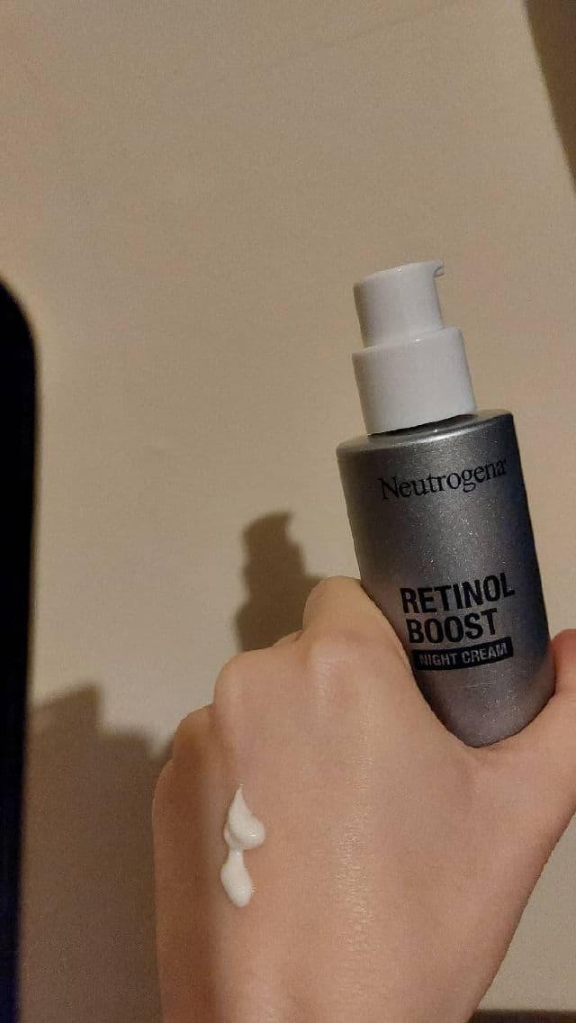 Neutrogena Retinol Boost Night Cream review photo by natiLar