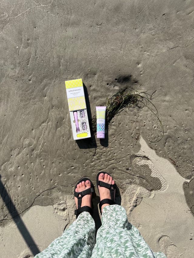 Refreshments Velvety Body Cream - Unscented review photo by brendaskincare