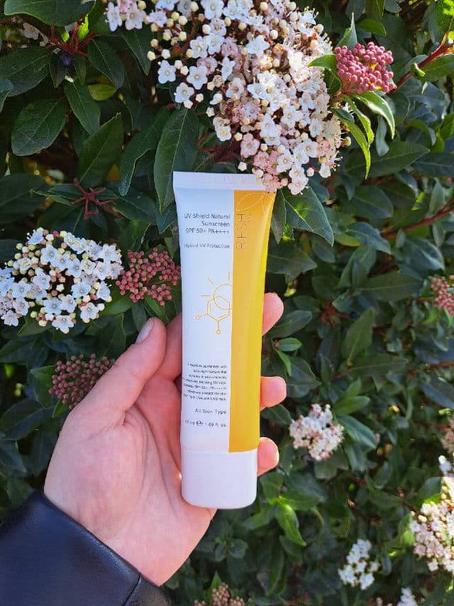 Resh Lab UV Shield Natural Sunscreen SPF50+ PA++++ review photo by milanamulana