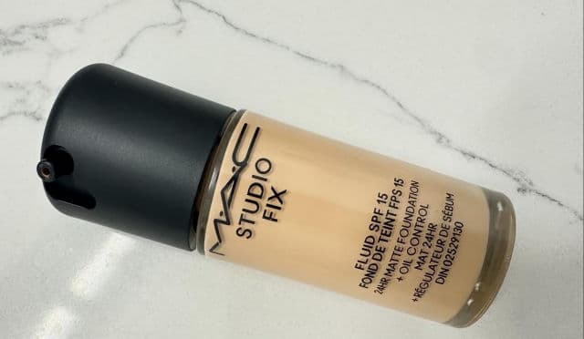 MAC Studio Radiance Serum Powered Foundation review photo by Atlantis