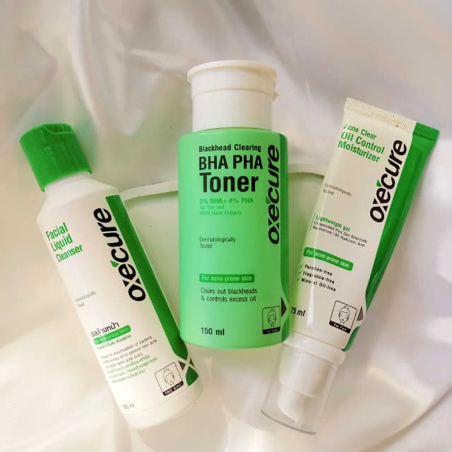 Oxecure Acne Clear Oil Control Moisturizer review photo by SkincareWithSari
