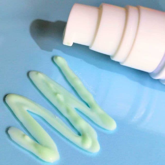 NOAH Sunscreen Air CC SPF 50 PA++ review photo by SkincareWithSari