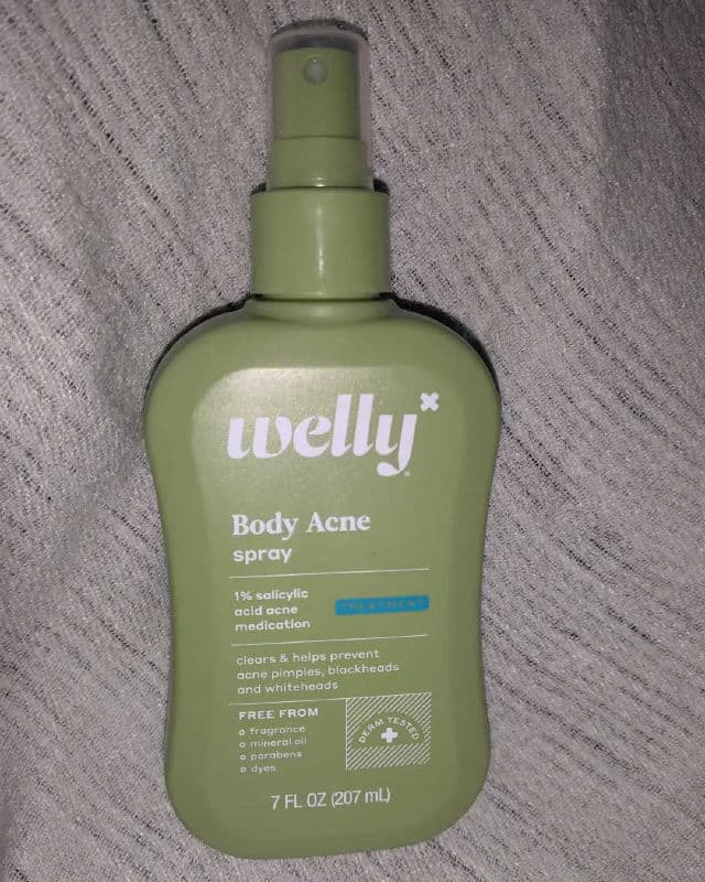 Welly Body Acne Spray review photo by NikkiJames023