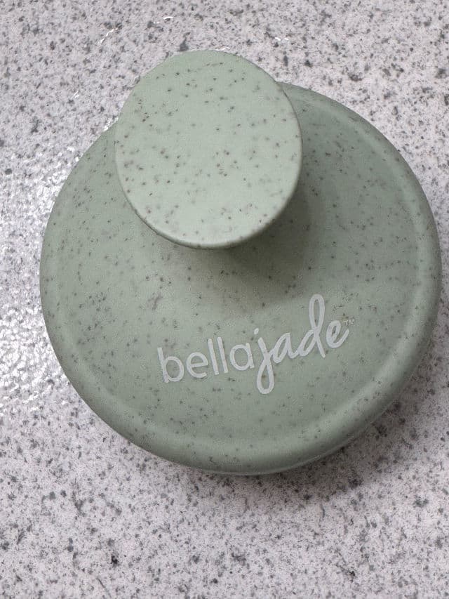 Bella Jade Botanicals Scalp & Head Massager Shampoo Brush review photo by myamoon1