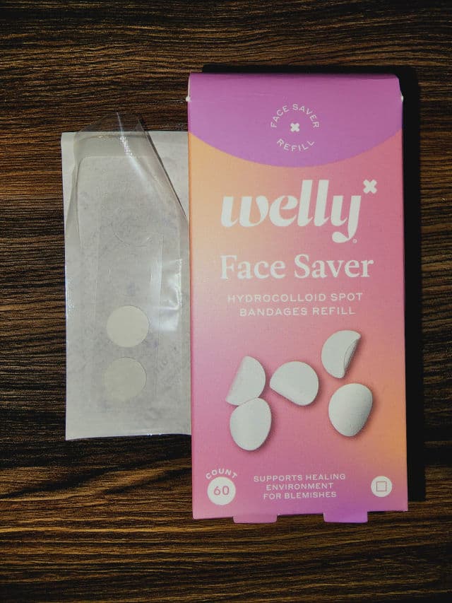 Welly Face Saver Acne Blemish Patch review photo by EnxhiB
