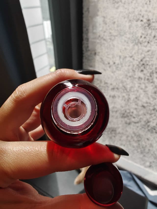 INNISFREE Jeju Pomegranate Revitalizing Serum review photo by kookiemario