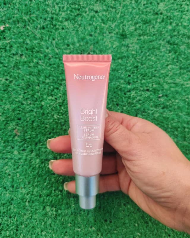 Neutrogena Bright Boost Illuminating + Brightening Serum review photo by LadyTeddy