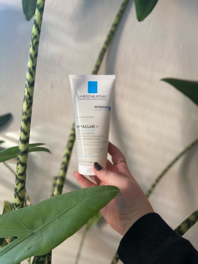 La Roche-Posay Effaclar H Iso-Biome Soothing Cleansing Cream review photo by myskincarecorner