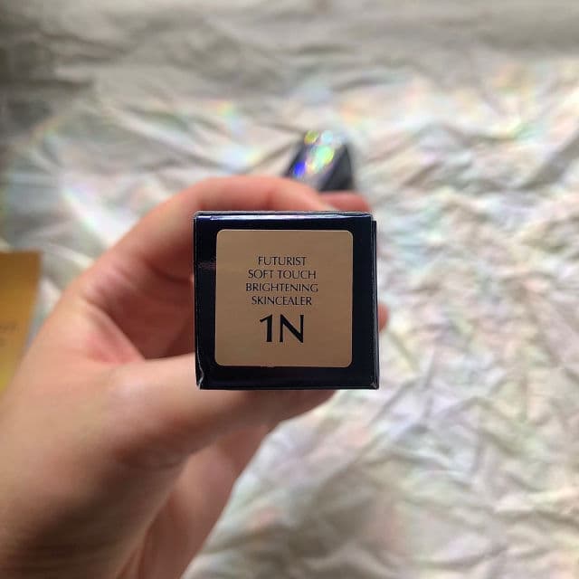 Estee Lauder Futurist Soft Touch Brightening Skincealer Concealer review photo by Cynicalrev