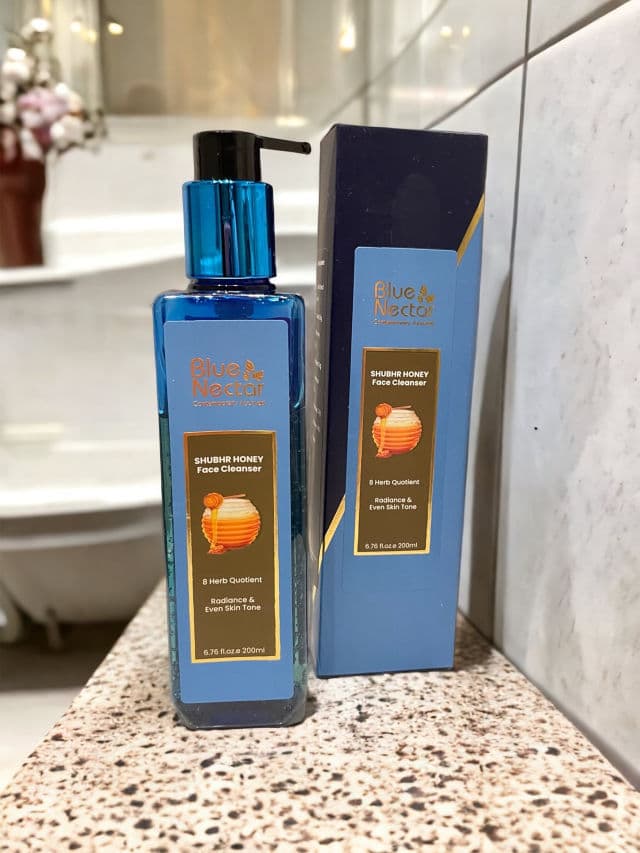 Blue Nectar Ayurvedic Honey and Aloevera Face Wash review photo by Marimara