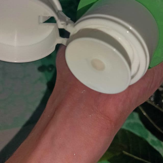 Oxecure Blackhead Clearing BHA PHA Toner review photo by SenseiDarwin