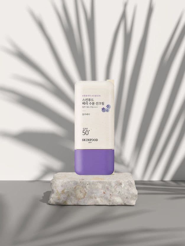 SKINFOOD Berry Moisturizing Sun Cream SPF50+ PA++++ review photo by skin_obsessionbyneta